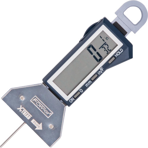 PG348 - BANDE DE ROULEMENT AUTO PLUS JAUGE NUMÉRIQUE DE PNEUS; PORTÉE : 1"/25 MM; INCRÉMENTS DE 1/32"