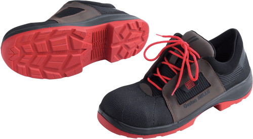 CLASSE 0 (1000V) CHAUSSURES DE SÉCURITÉ À SEMELLE ISOLANTE, TYPE BAS, TYPE TEXTILE, IMPERMÉABLE À L’EAU, TAILLE 41