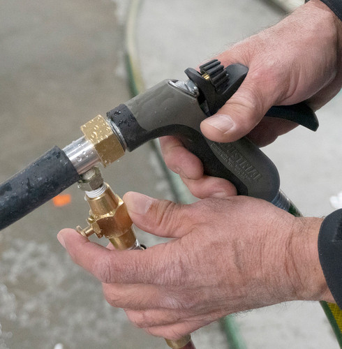 HEATER CORE BACKFLUSH TOOL WITH AIR