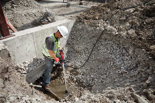 PG249 - M12™ WATER TRANSFER STICK PUMP (BARE TOOL), 9 GPM, 36" SUBMERSIBLE ALUMINUM BARREL, 3/4" OUTLET