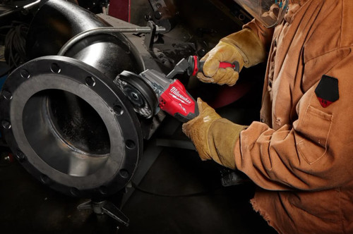 M18 FUEL™ 4-1/2" / 5" Dual-Trigger Braking Grinder M18 FUEL™ 4-1/2" / 5" Dual-Trigger Braking Grinder