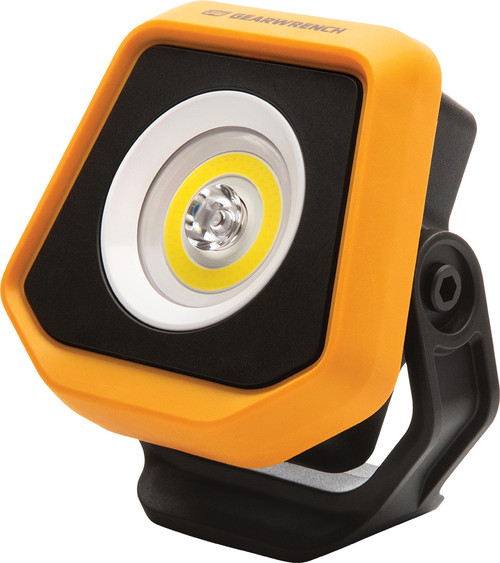 PG413 - LUMIÈRE D’ATELIER RECHARGEABLE DE 2000 LUMENS, BASE MAGNÉTIQUE, PIVOT DE 180°