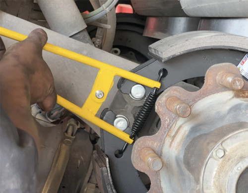 PG339 - TRUCK & TRAILER BRAKE SPRING TOOL (YELLOW), REMOVES/INSTALLS REAR DRUM BRAKE RETURN SPRINGS