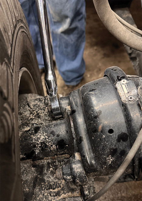 PG341 - 15/16" RATCHETING FLEX CAGE BOLT WRENCH, 12-POINT, 72-TOOTH, 25" LONG HANDLE