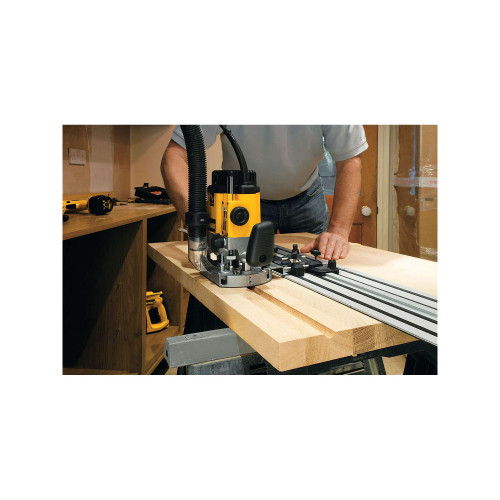 TRACKSAW ROUTER ATTACHMENT