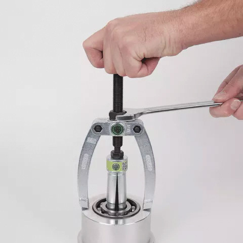 PG210 - INTERNAL (BLIND HOLE) PULLER SET WITH COUNTERSTAY AND SLIDE HAMMER, INNER DIAM. OF BALL BEARING: 1/4" - 1-3/16" (6MM-30MM)