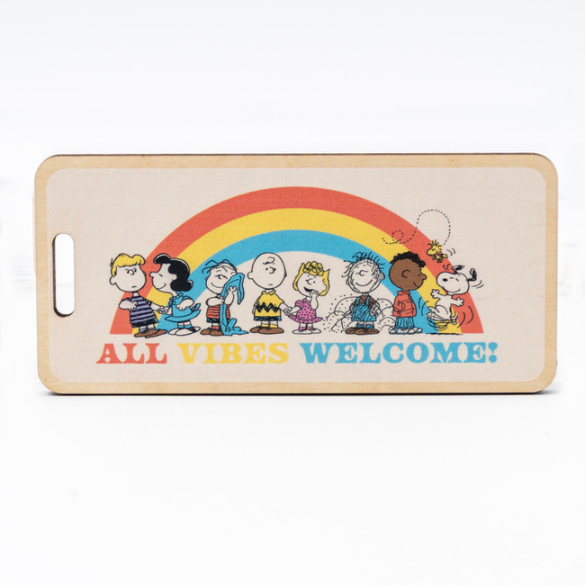Peanuts “All Vibes Welcome” Wooden Bag Tag