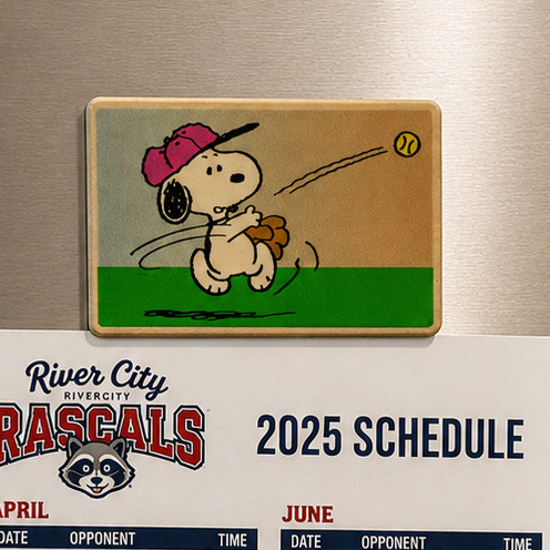 Peanuts Snoopy Baseball Magnet