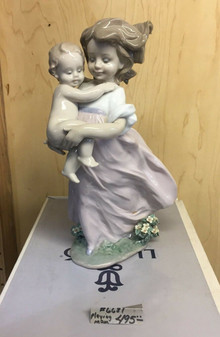 LLADRO FIGURINE #6681 "PLAYING MOM" LIMITED EDITION MINT New in Box RETIRED