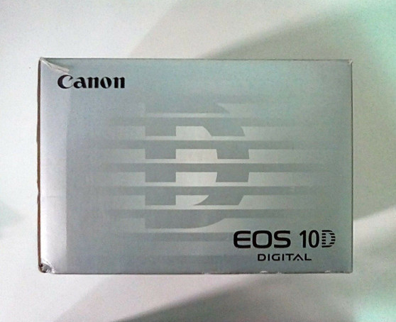 Canon EOS 10D 6.3MP Digital SLR Camera