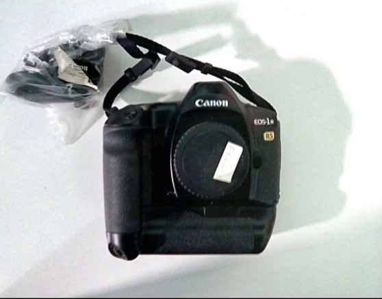 Canon EOS-1N RS 35mm SLR Film Camera (New!)