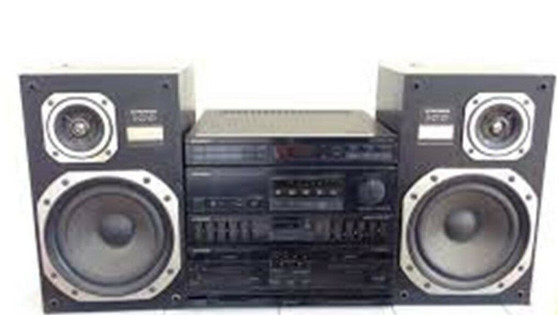 PIONEER RX-Z71 STERIO AMPLIFIER,TAPE PLAYER & EQUALIZER UNIT & S-Z71D SPEAKERS