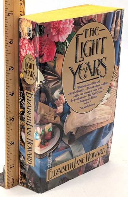 The Light Years (The Cazalet Chronicles Book 1) [MM0019]