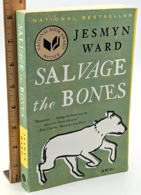 Salvage the Bones: A Novel [L0011]