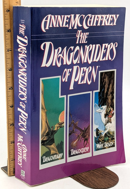 The Dragonriders of Pern (Pern (Chronological Order) #16-17, 21) [B2104]