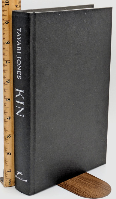 Kin: A Novel [B2201]