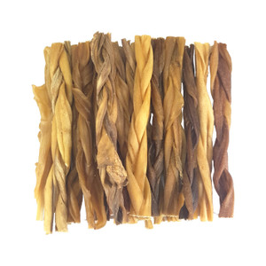 The contents of 1 pack of Britten & James thin braided lamb skin chews for dogs The contents of 1 pack of Britten & James thin braided lamb skin chews for dogs