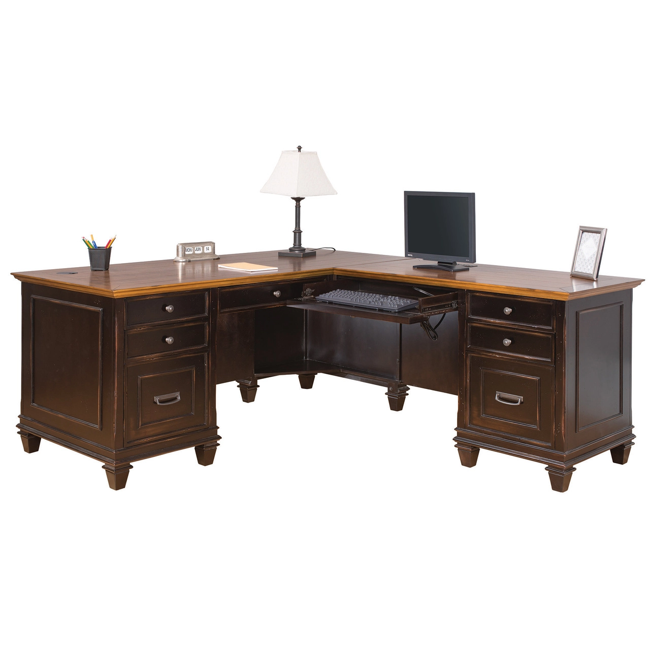 executive-desks-buying-guide