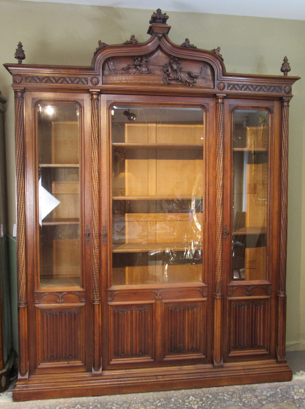 Late  19th - Early 20th Century English Walnut Gothic Style Bookcase