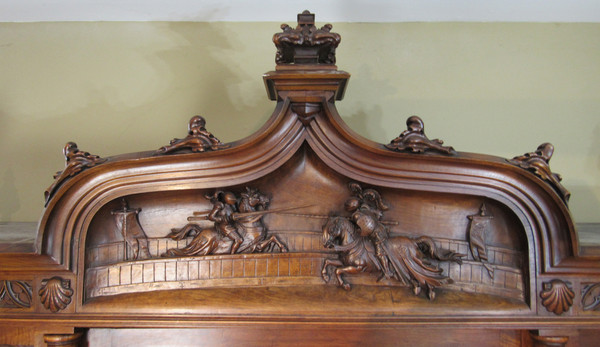 Late  19th - Early 20th Century English Walnut Gothic Style Bookcase