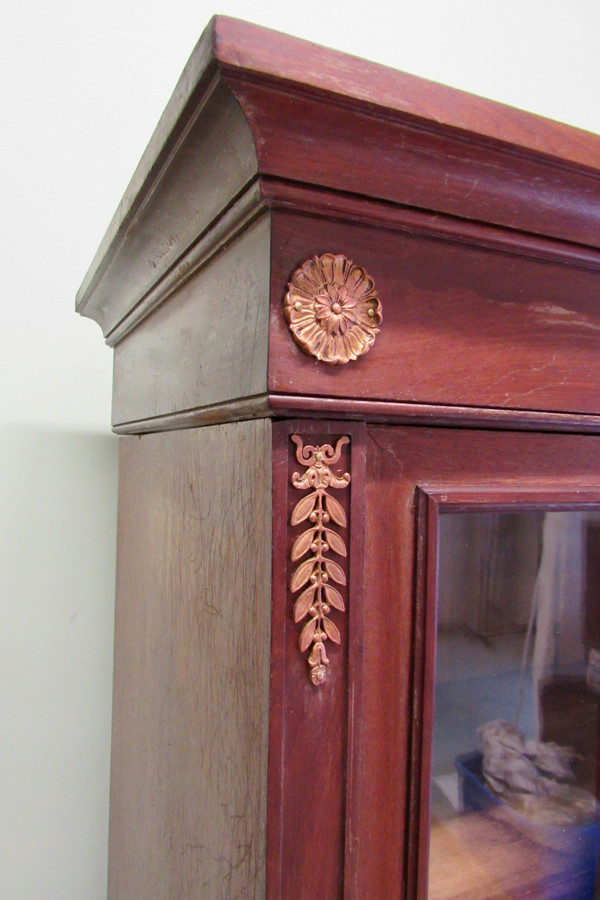 Mid 19th Century French Empire Red Mahogany Three Glass Door Bookcase With Three Adjustable Shelves