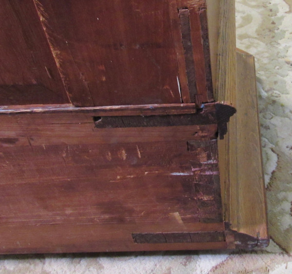 Late 19th Century Highly Carved Oak Victorian Wardrobe