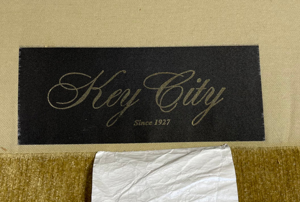 Key City Love Seat & Ottoman