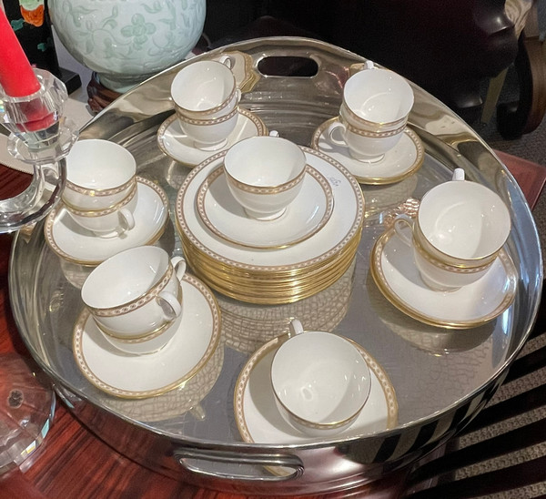 TOUR OF THE STORE