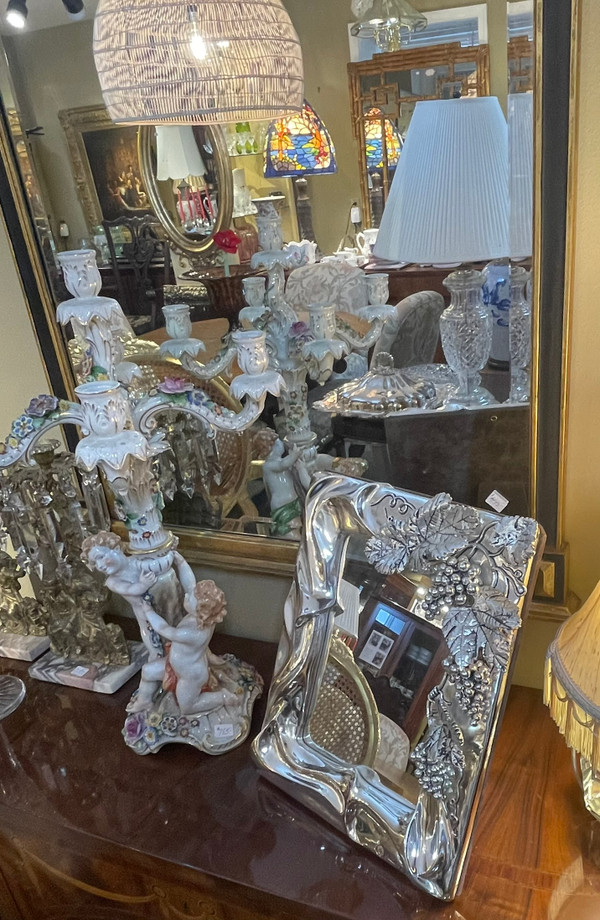 TOUR OF THE STORE