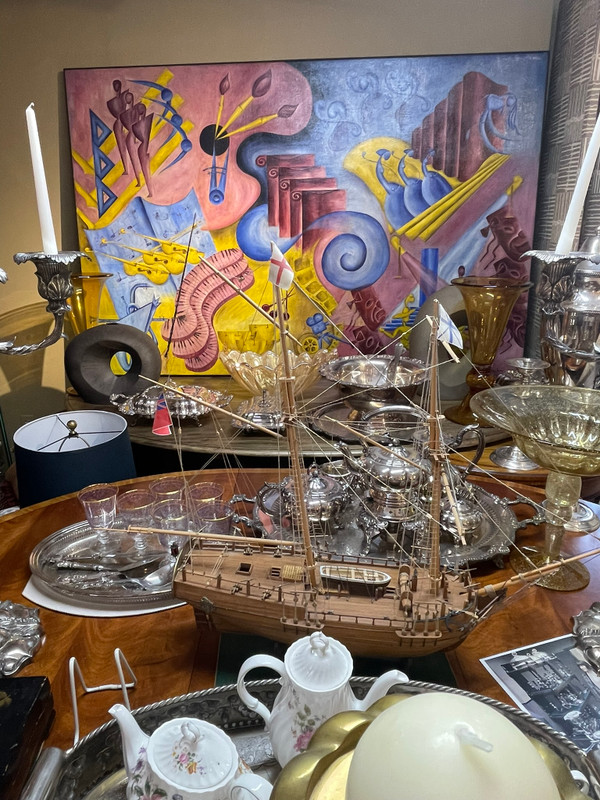 TOUR OF THE STORE