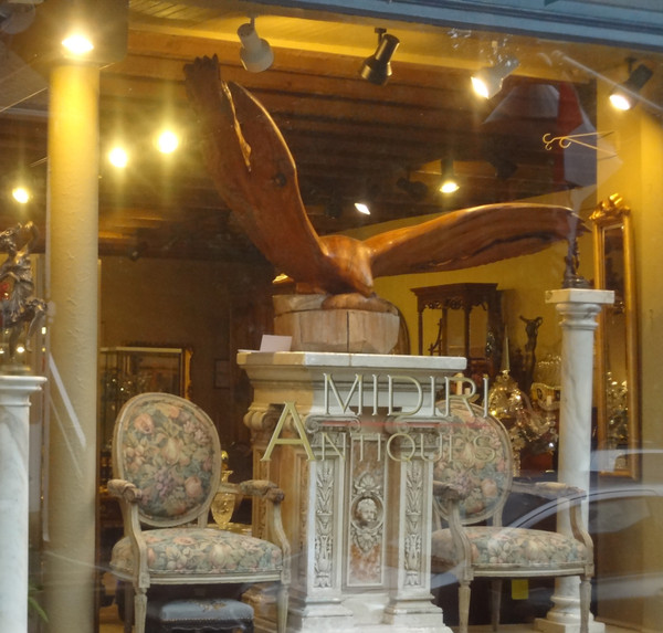 Welcome to Midiri Antiques