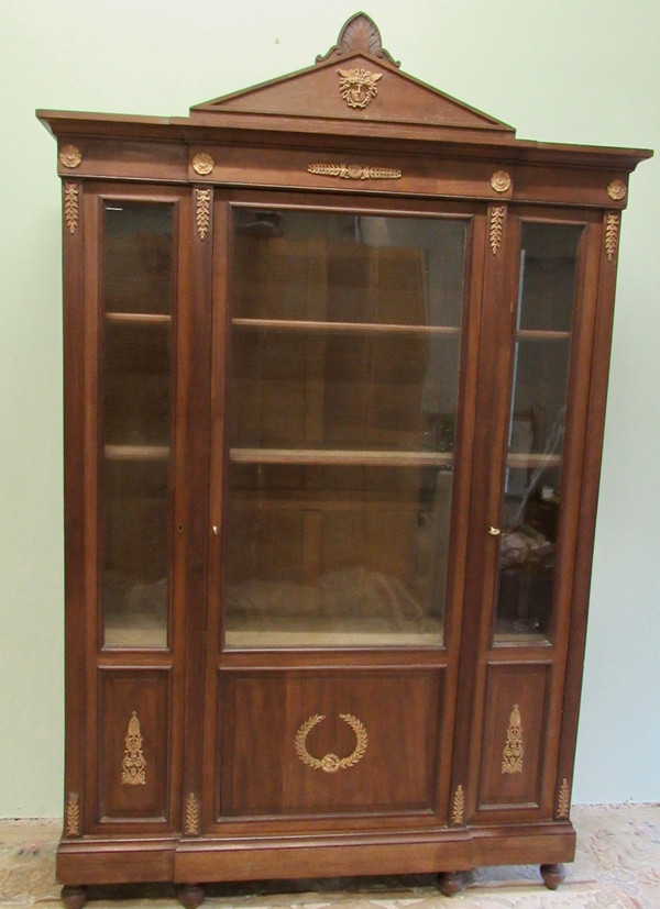 Mid 19th Century French Empire Red Mahogany Three Glass Door Bookcase With Three Adjustable Shelves