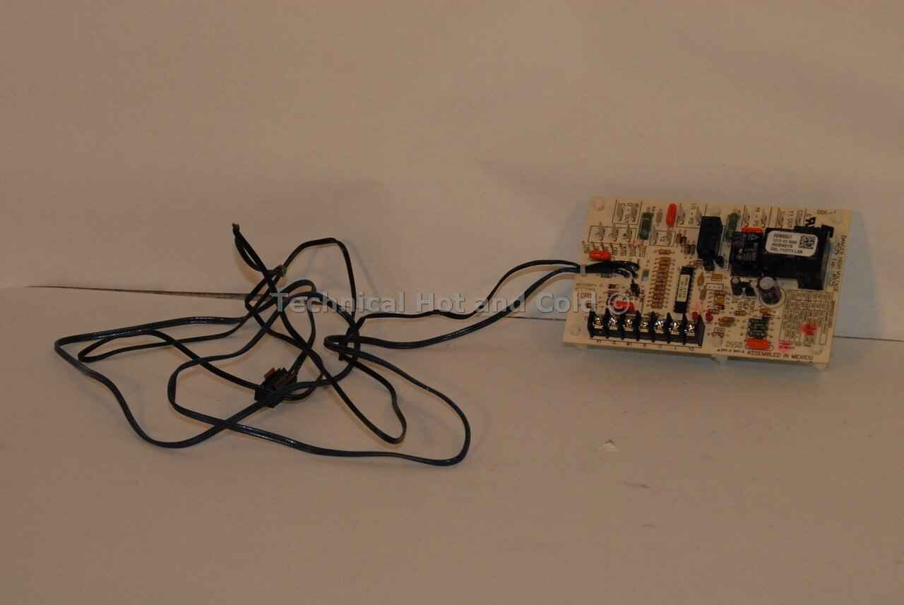 Lennox 56M85 Defrost Control Board