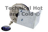 Carrier HK06WC100 Pressure Switch w/ Bracket Image 2