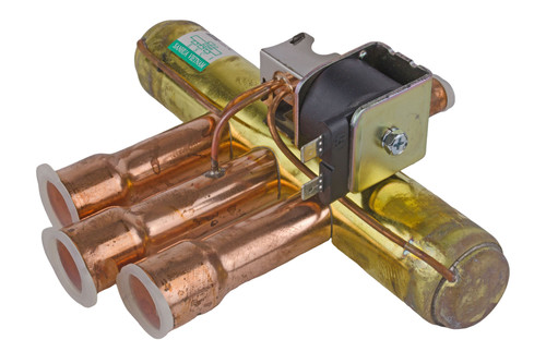 Carrier EF17BZ275 Reversing Valve Image 1