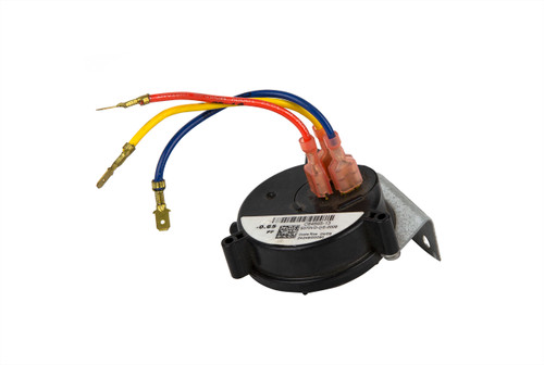 Goodman Amana C6456513 Pressure Switch w/ Bracket Image 1