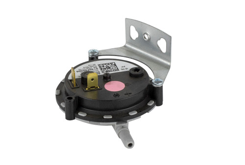 Goodman Amana 0130F00506 Pressure Switch w/ Bracket Image 1