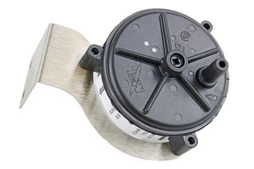 Carrier HK06MC012 Pressure Switch w/Bracket Image 1