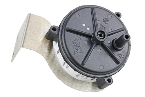 Carrier HK06MC012 Pressure Switch w/Bracket