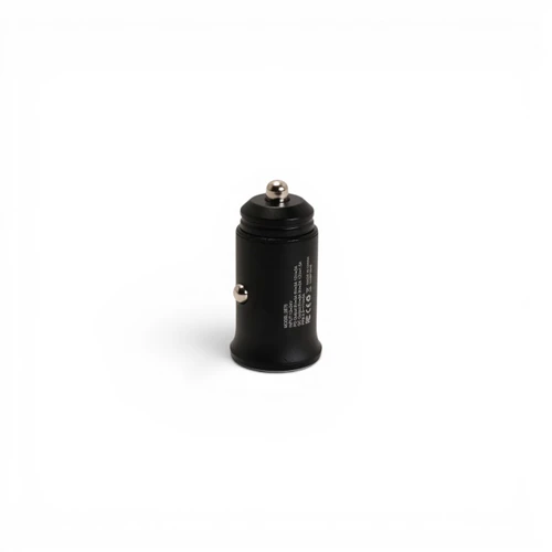 Lisen 2E75 Car charger with USB and USB-c ports Image 1