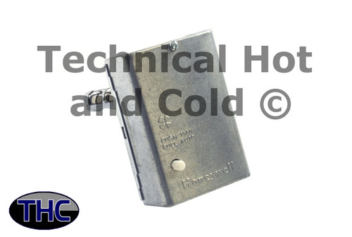 Honeywell L4064B2228 Fan and Limit Control Image 1
