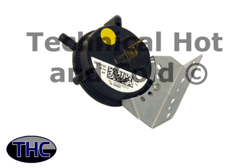 Lennox 15M20 Pressure Switch w/ Bracket Image 1