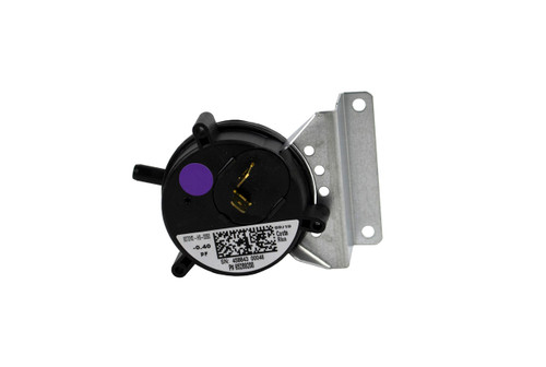 Lennox 26W76 Pressure Switch w/ Bracket Image 1