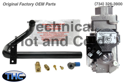 Carrier 327972-752 Gas Valve & Manifold Kit Image 1