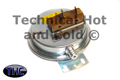 Trane SWT00977 Pressure Switch Image 1