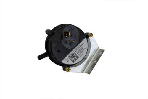 Goodman-B1370159-Pressure-Switch-1