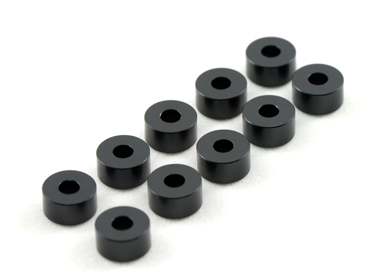 SPACER 3x8x4.0mm 10pcs