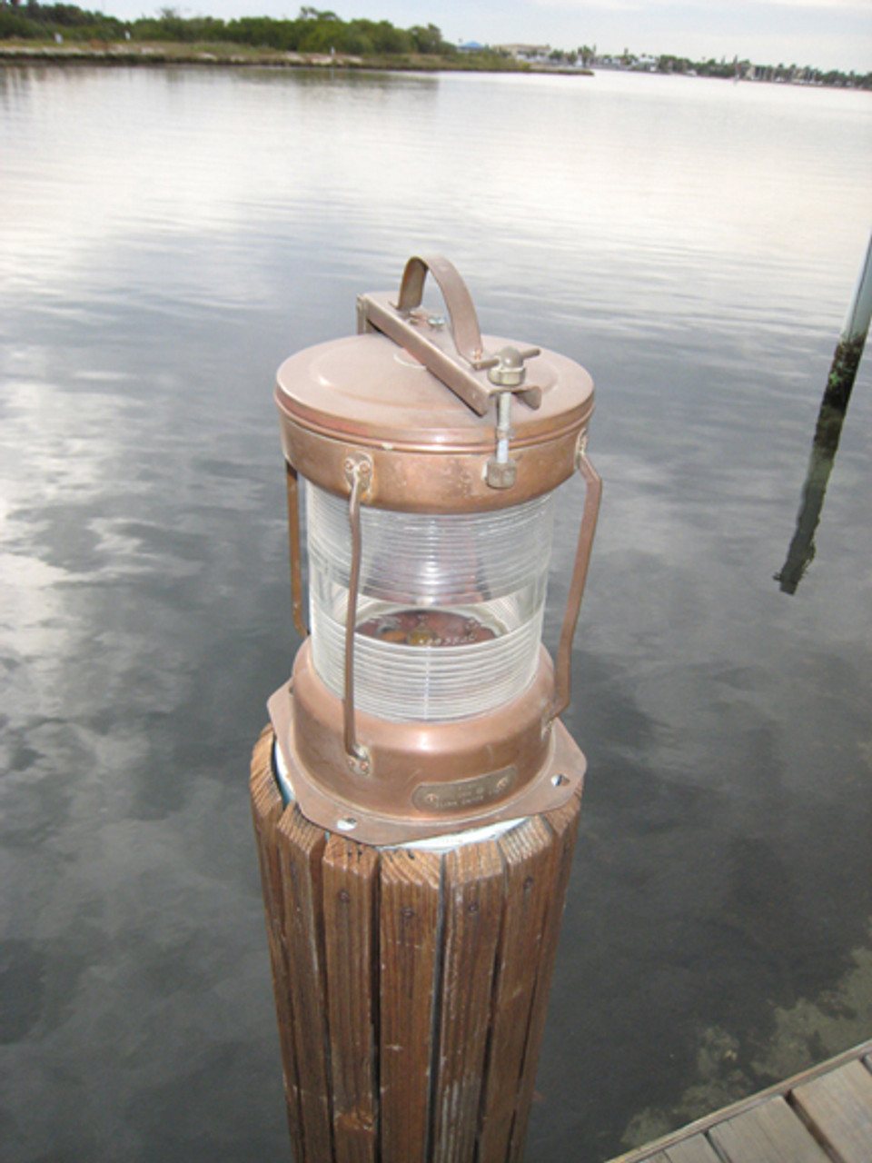 copper dock light