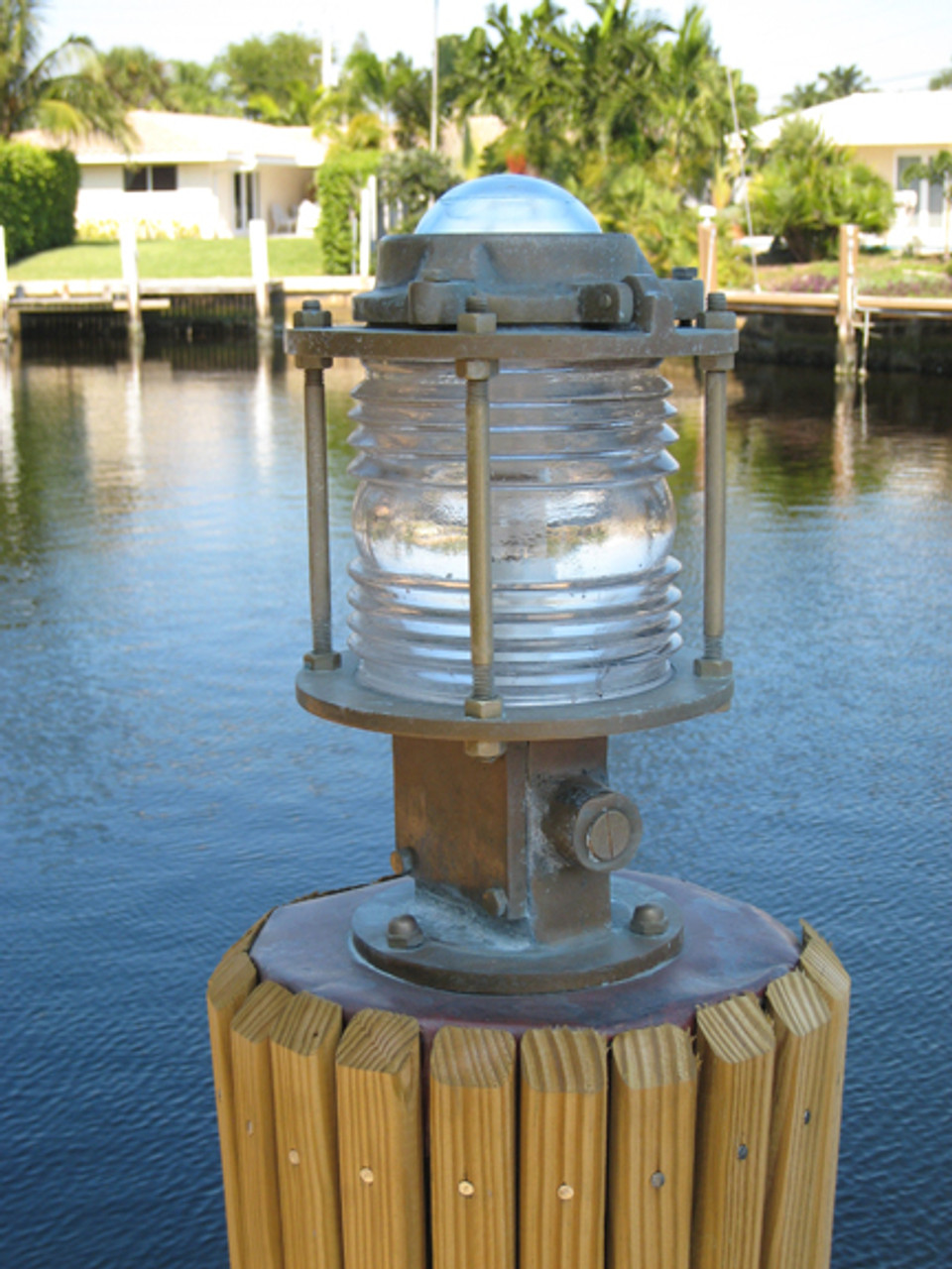 patina dock light