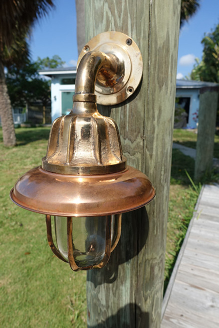 Ships Bronze Navigation Nautical Light – Ship Breakers Nautical